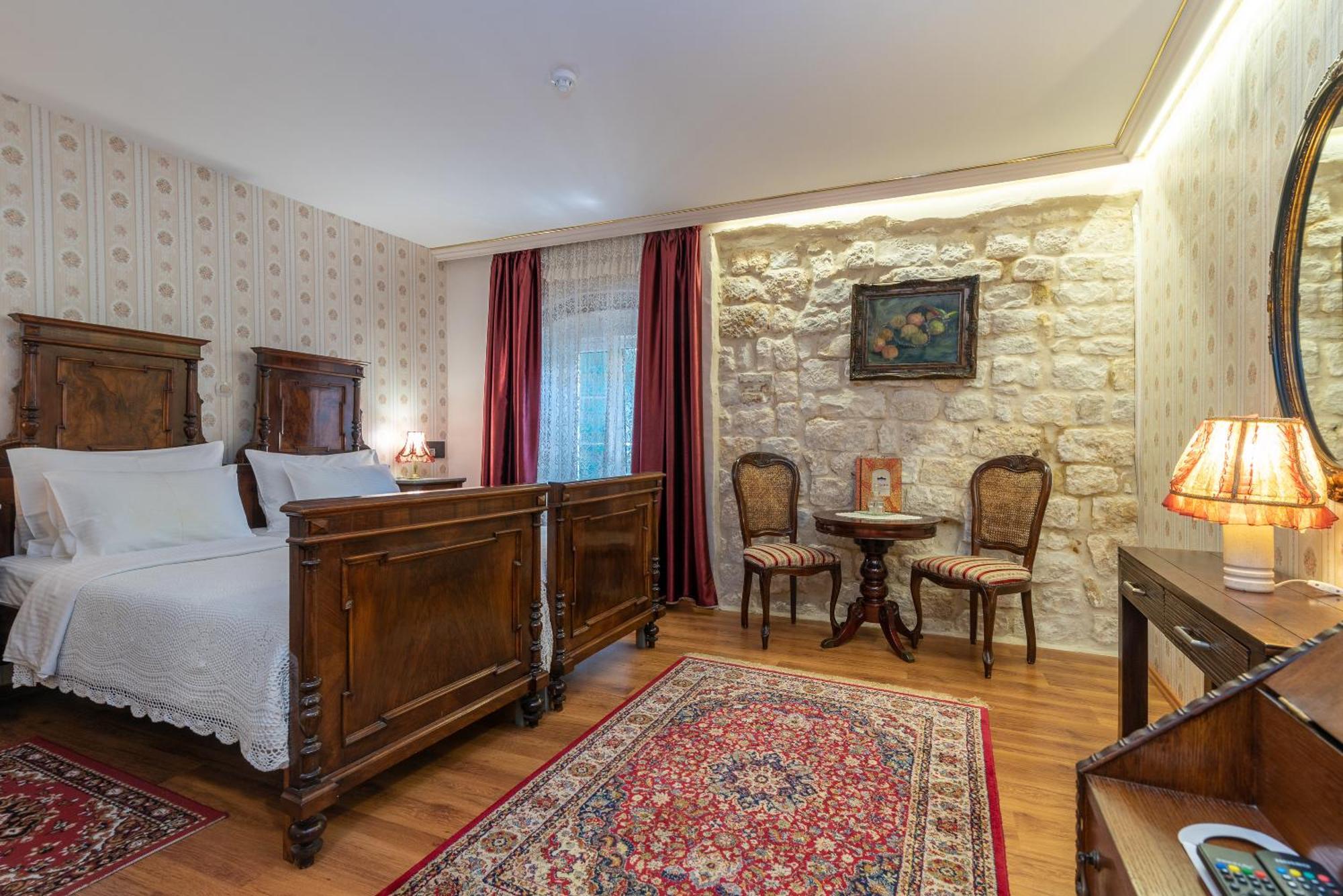 Heritage Pasike Hotel Trogir